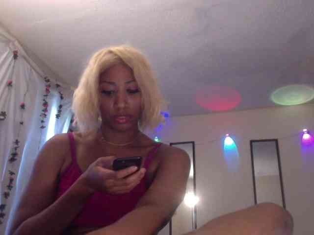 TheGirlNextDoor webcam