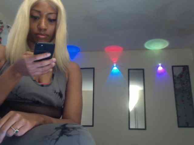 TheGirlNextDoor webcam