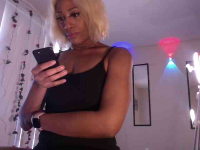 TheGirlNextDoor webcam