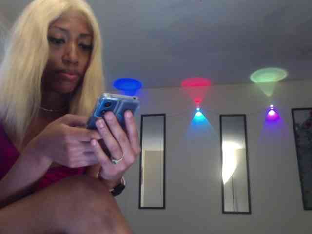 TheGirlNextDoor webcam