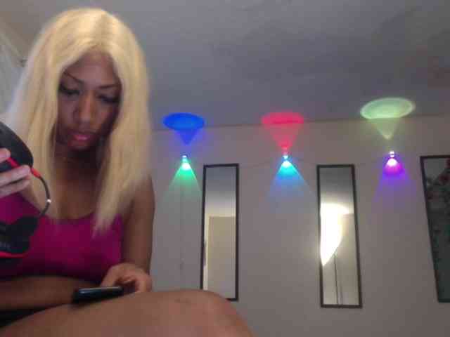 TheGirlNextDoor webcam