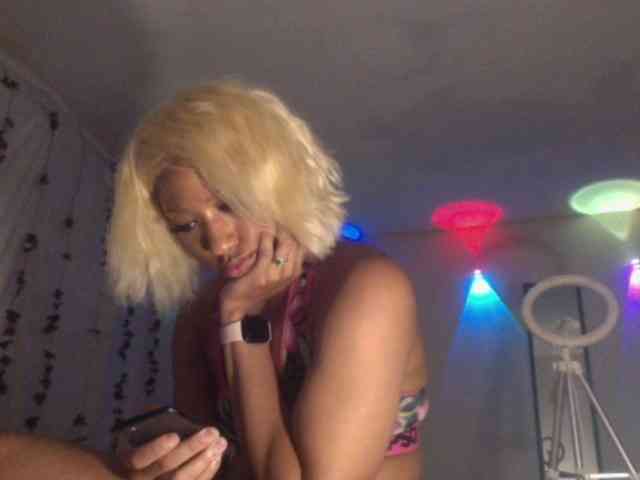 TheGirlNextDoor webcam