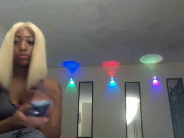 TheGirlNextDoor webcam