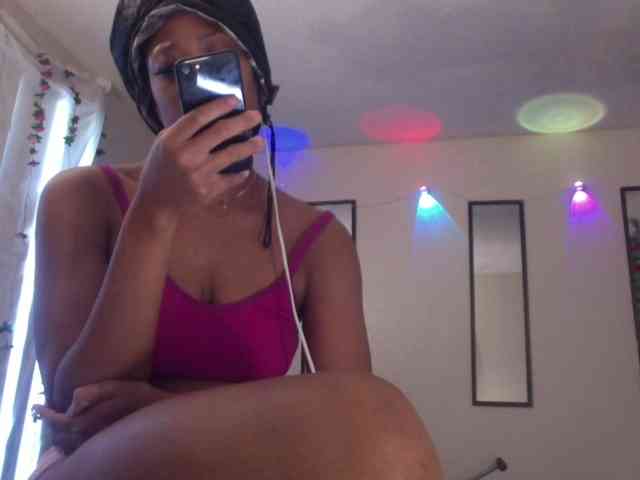 TheGirlNextDoor webcam