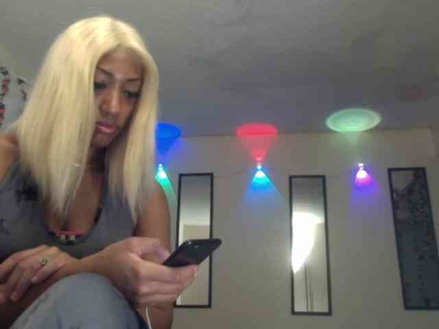 TheGirlNextDoor webcam