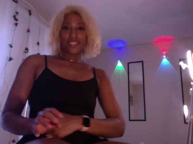 TheGirlNextDoor webcam