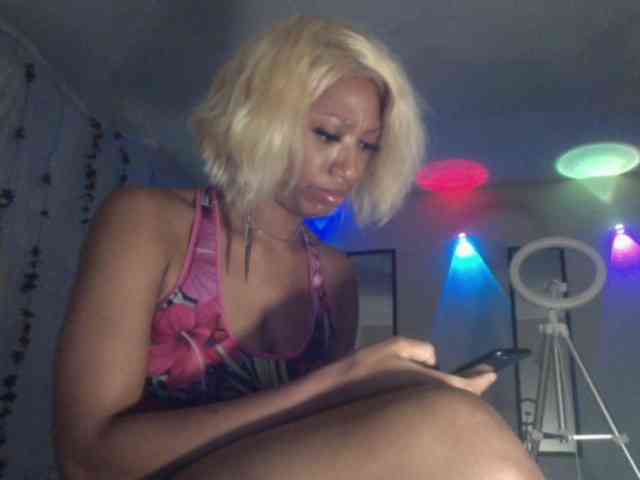 TheGirlNextDoor webcam