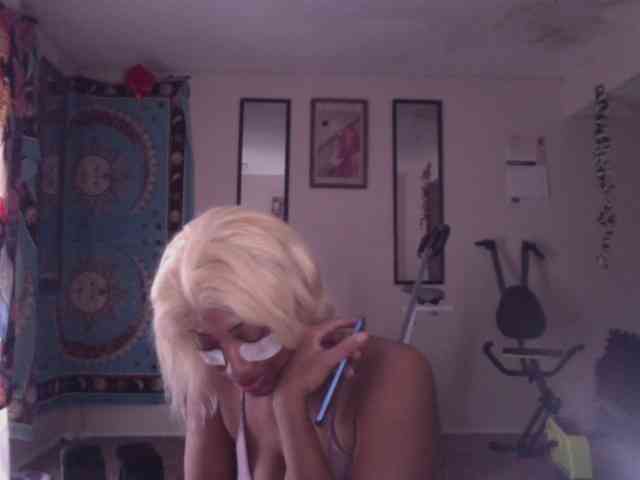 TheGirlNextDoor Live Webcam on BongaCams