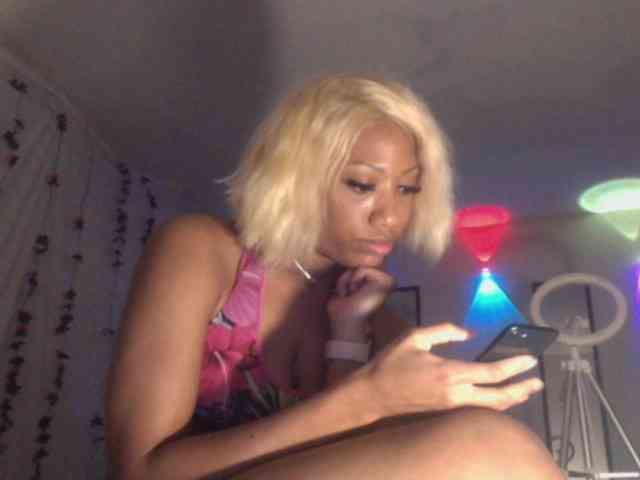 TheGirlNextDoor webcam
