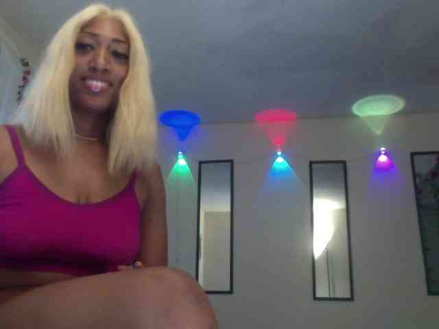 TheGirlNextDoor webcam