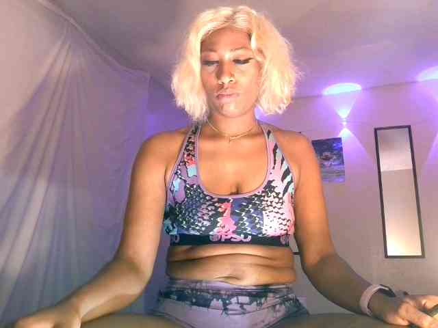 TheGirlNextDoor webcam