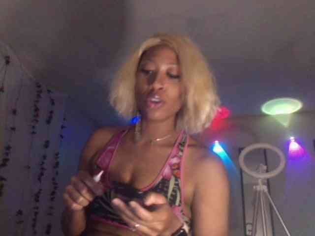 TheGirlNextDoor webcam