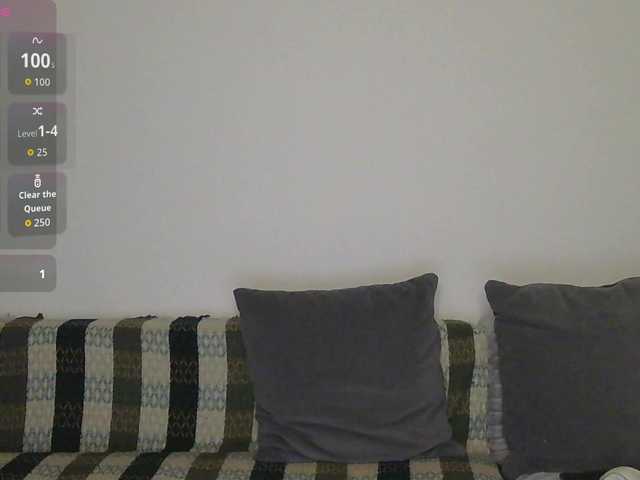 curlyNed's BongaCams show and profile