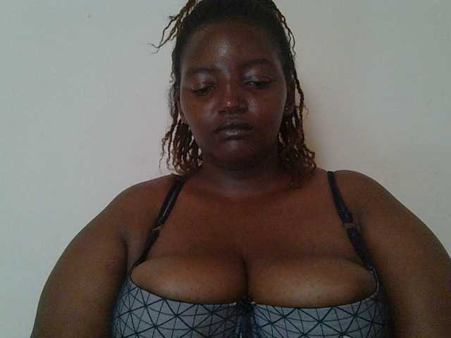 Joyiehh live cam profile