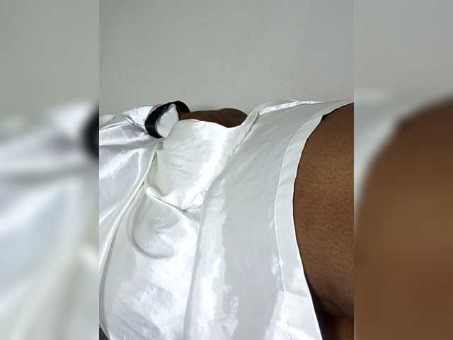 Joyiehh webcam bongacams model stream image