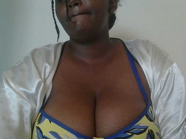 Joyiehh — Freechat on BongaCams