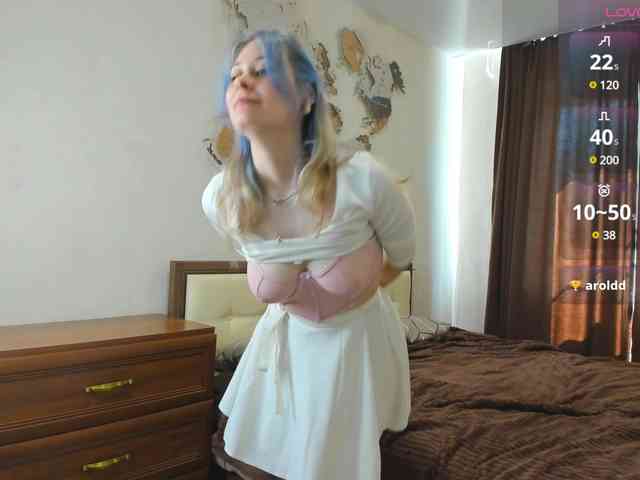 NanariUta webcam