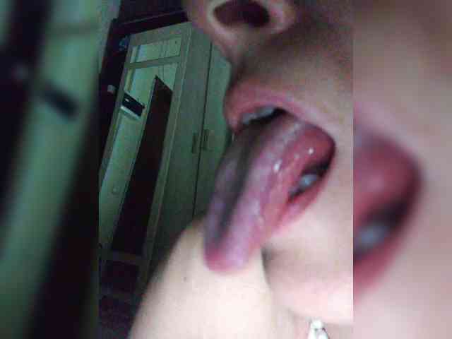 Yuliya77 webcam