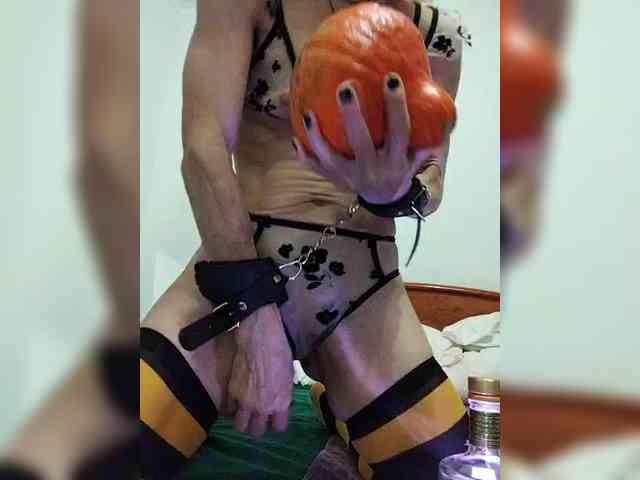 Yuliya77 webcam