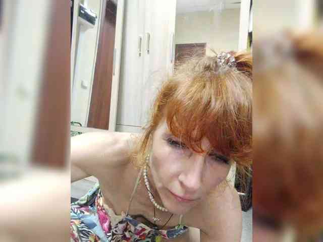 Yuliya77 webcam