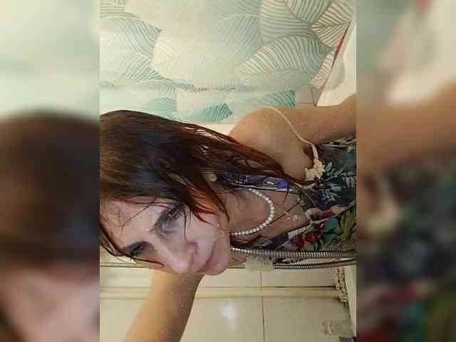 Yuliya77 webcam