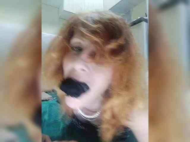 Yuliya77 webcam
