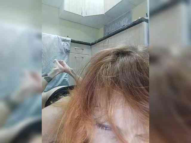 Yuliya77 webcam