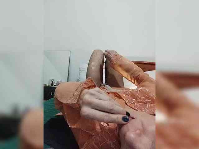 Yuliya77 webcam