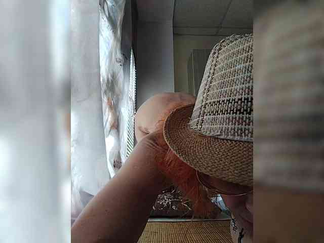 Yuliya77 webcam