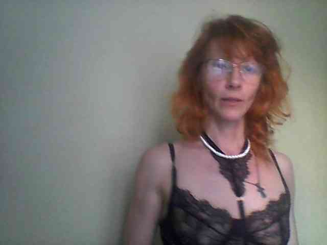 Yuliya77 webcam