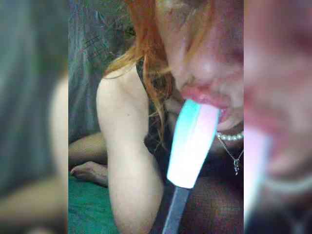 Yuliya77 webcam