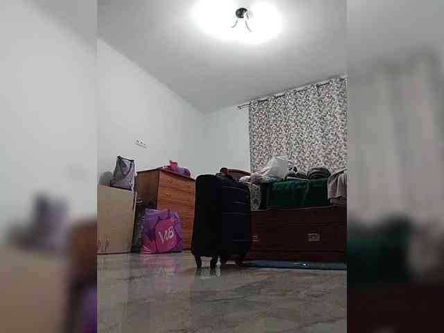Yuliya77 webcam