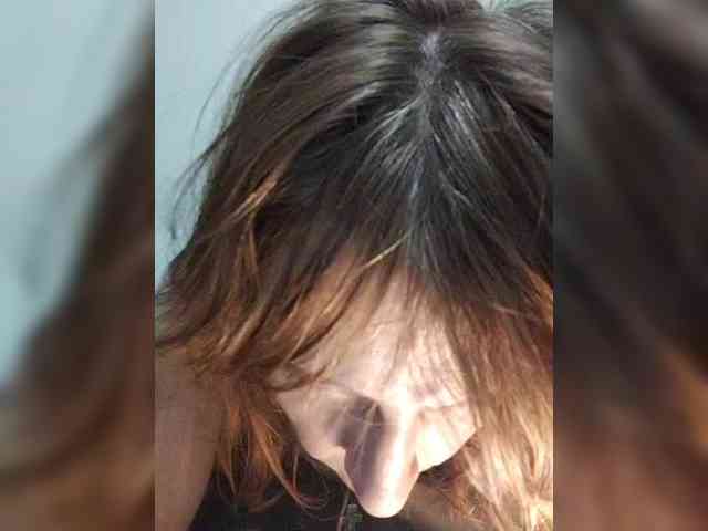 Yuliya77 webcam