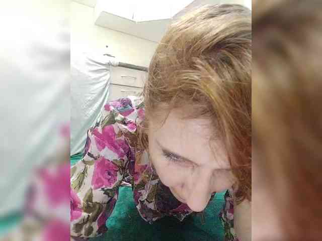 Yuliya77 webcam