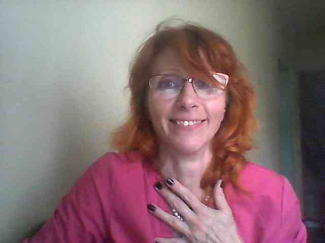 Yuliya77 webcam