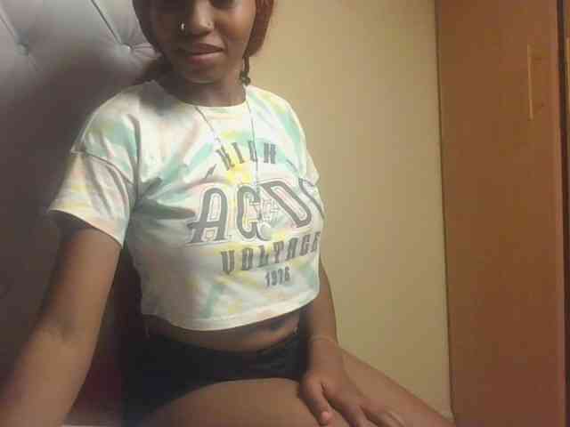 Sweetholley webcam