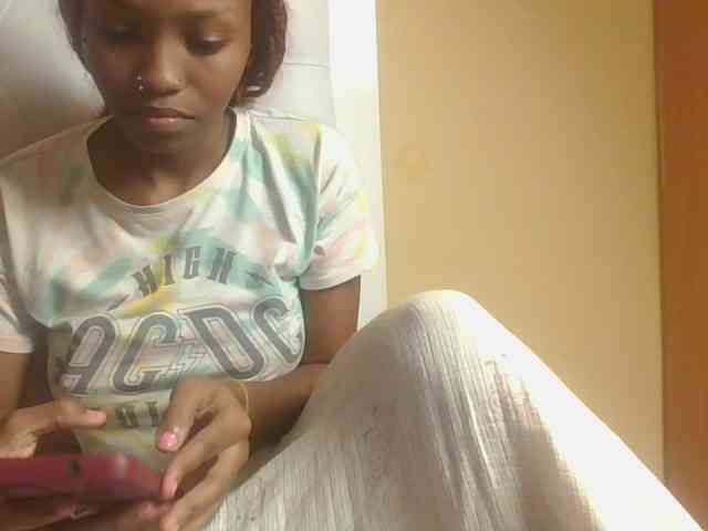 Sweetholley webcam