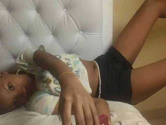Sweetholley webcam