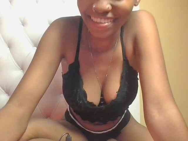 Sweetholley webcam