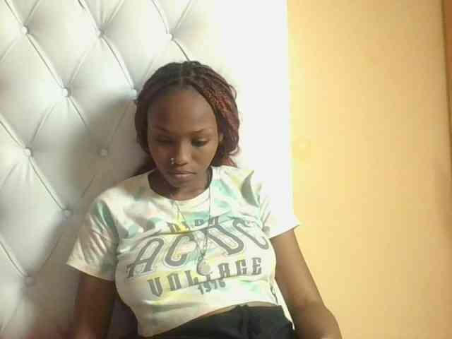 Sweetholley webcam
