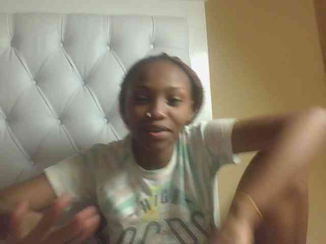 Sweetholley webcam