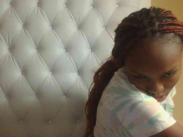 Sweetholley webcam