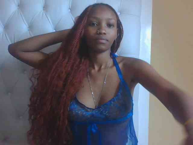 Sweetholley webcam