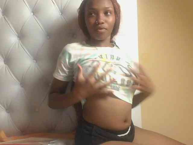 Sweetholley webcam
