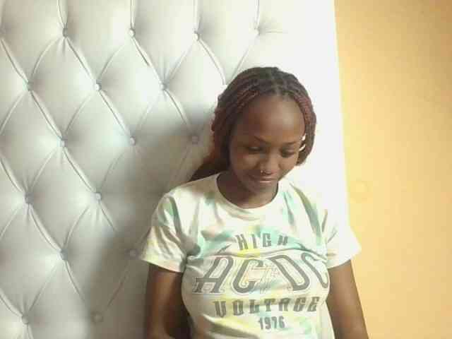 Sweetholley webcam
