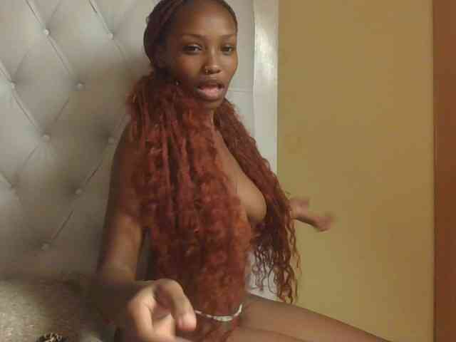Sweetholley webcam