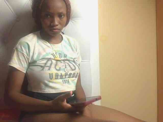 Sweetholley webcam