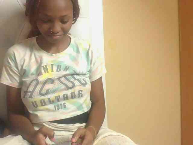Sweetholley webcam