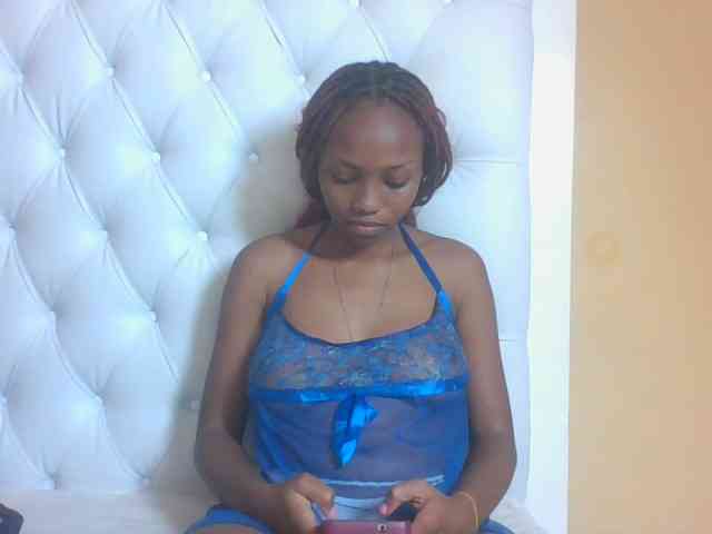 Sweetholley webcam