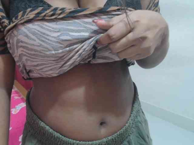 sweet-simran webcam